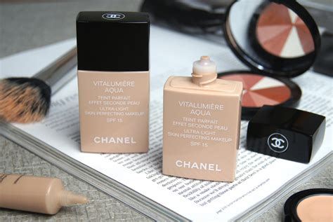 chanel vitalumiere aqua compact foundation refill|Chanel vitalumiere aqua 10 beige.